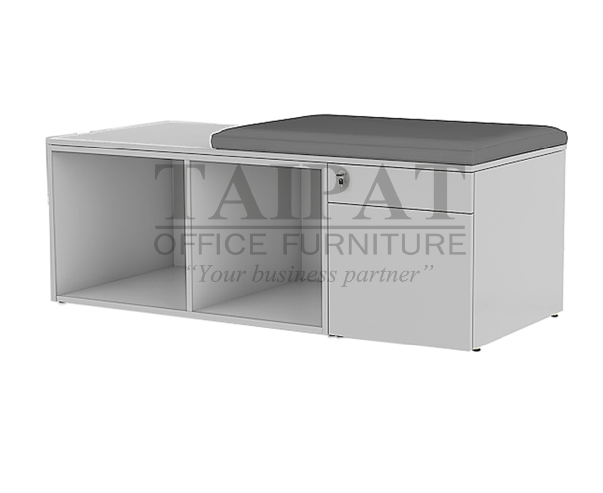 ตู้เก็บของพร้อมเบาะรองนั่งรับแขก CL-1301-45