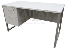 โต๊ะทำงานขาเหล็ก SSTU-136020